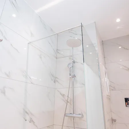 The Athenian Penthouse In Syntagma Square Apartment